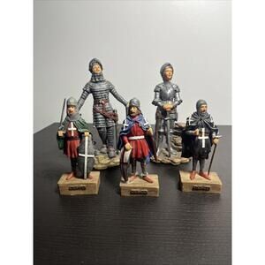 Medieval Figurines - Suit Of Armor - Crusader Knights With Sword and Shield